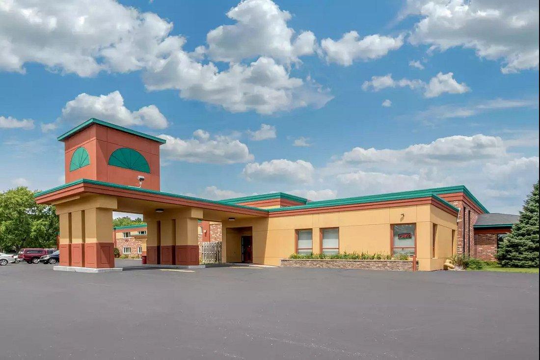 Econo Lodge Inn & Suites Wisconsin Dells Ngoại thất bức ảnh