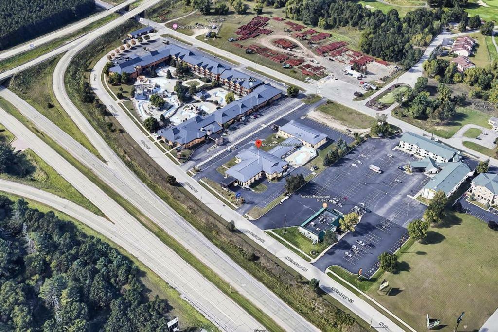 Econo Lodge Inn & Suites Wisconsin Dells Ngoại thất bức ảnh